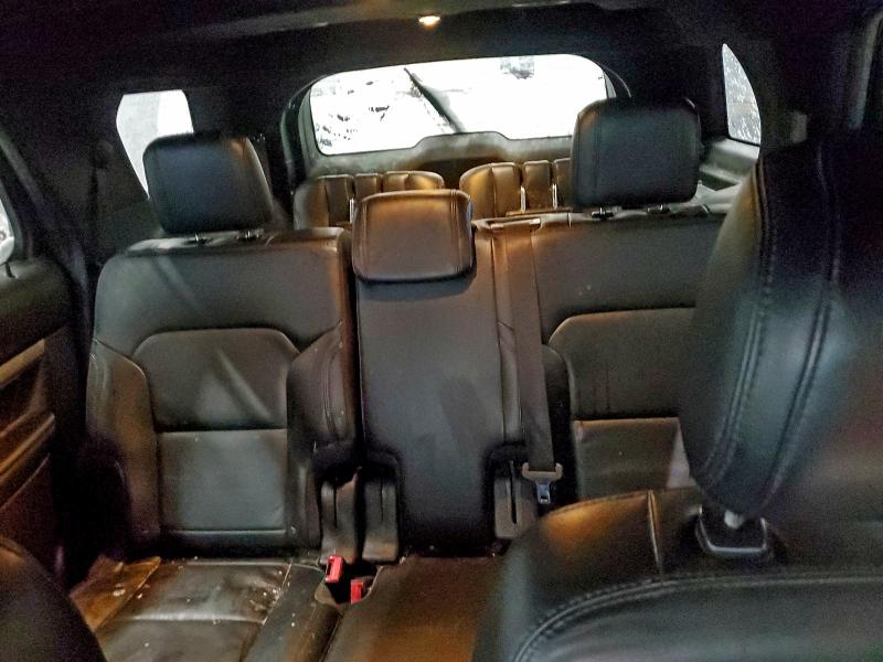 Фото 10 - FORD EXPLORER