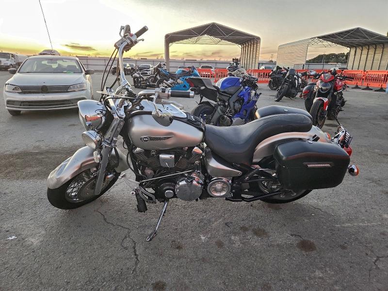 YAMAHA XV1600 AT 2003