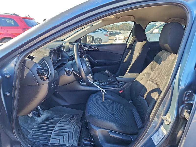 Фото 7 - MAZDA 3