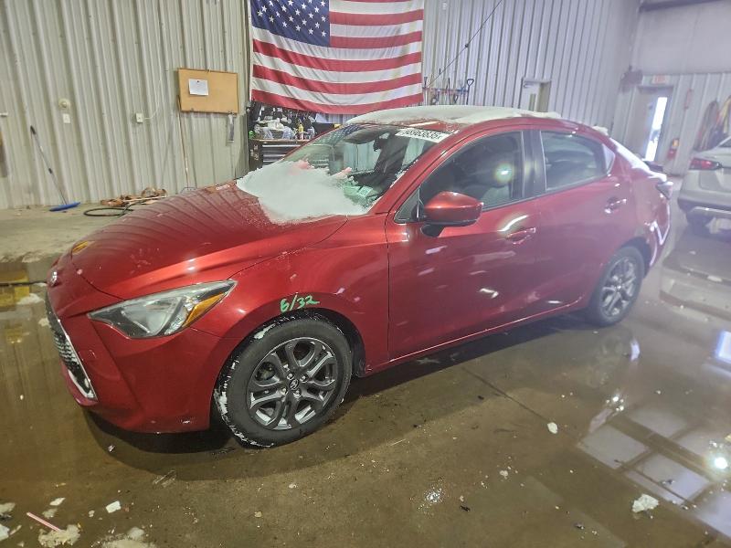 Фото 1 - TOYOTA YARIS