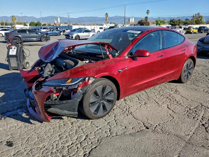 Фото 1 - TESLA MODEL 3