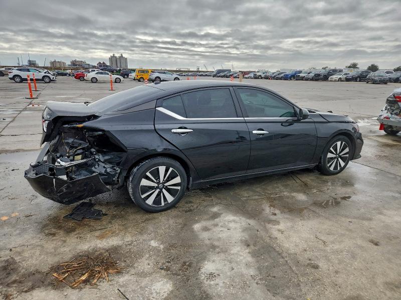 Фото 3 - NISSAN ALTIMA