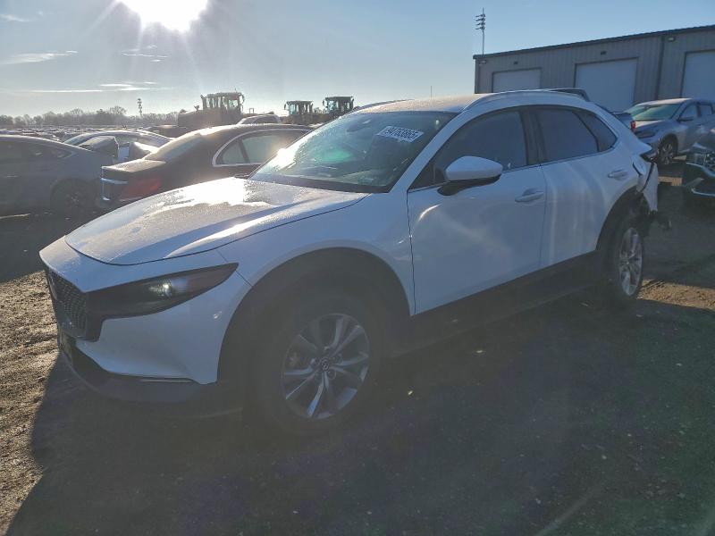 Фото 1 - MAZDA CX30