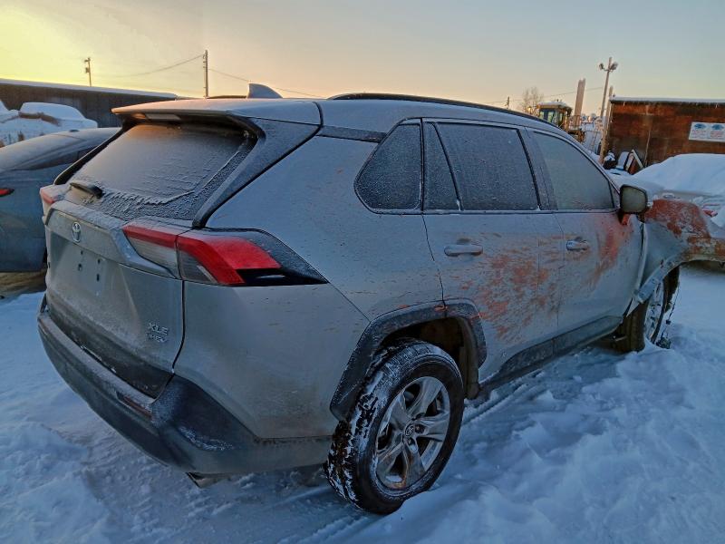 Фото 3 - TOYOTA RAV4