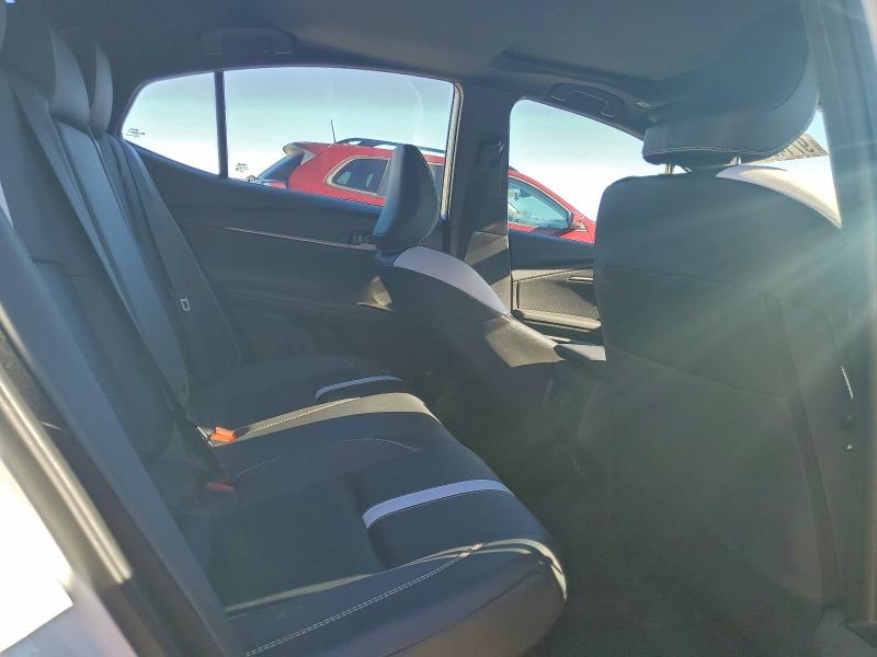 Фото 10 - TOYOTA CAMRY