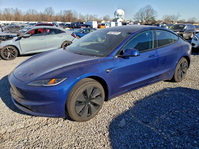 Фото 1 - TESLA MODEL 3