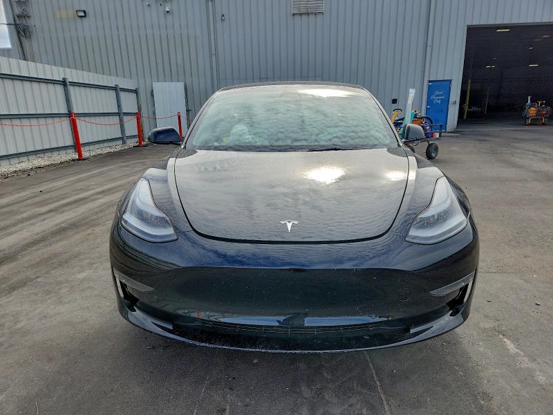 Фото 5 - TESLA MODEL 3
