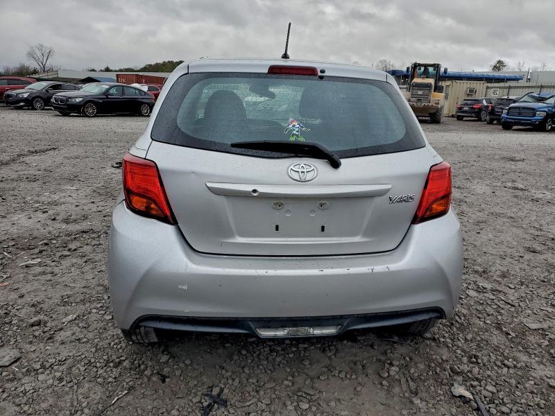 Фото 6 - TOYOTA YARIS