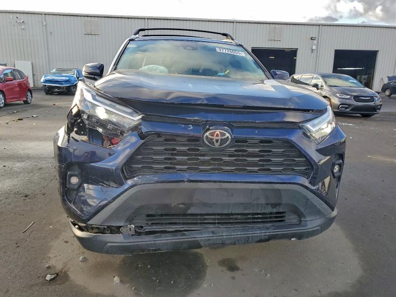 Фото 5 - TOYOTA RAV4