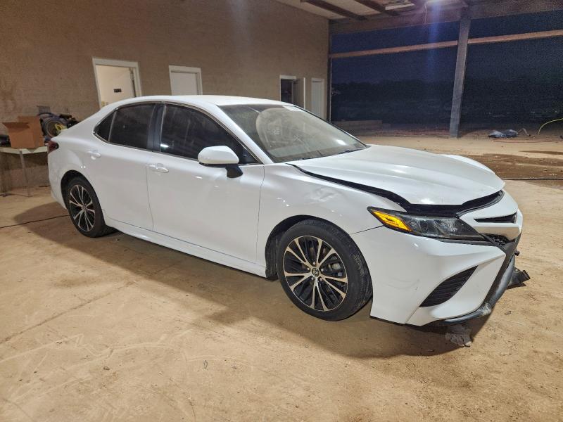 Фото 4 - TOYOTA CAMRY