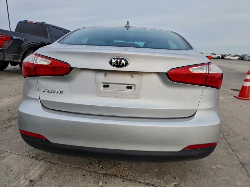Фото 6 - KIA FORTE