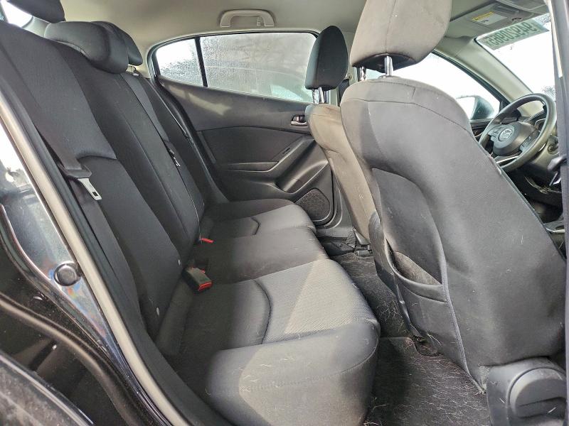 Фото 10 - MAZDA 3