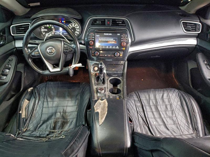 Фото 8 - NISSAN MAXIMA