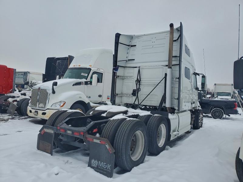 Фото 4 - VOLVO VN