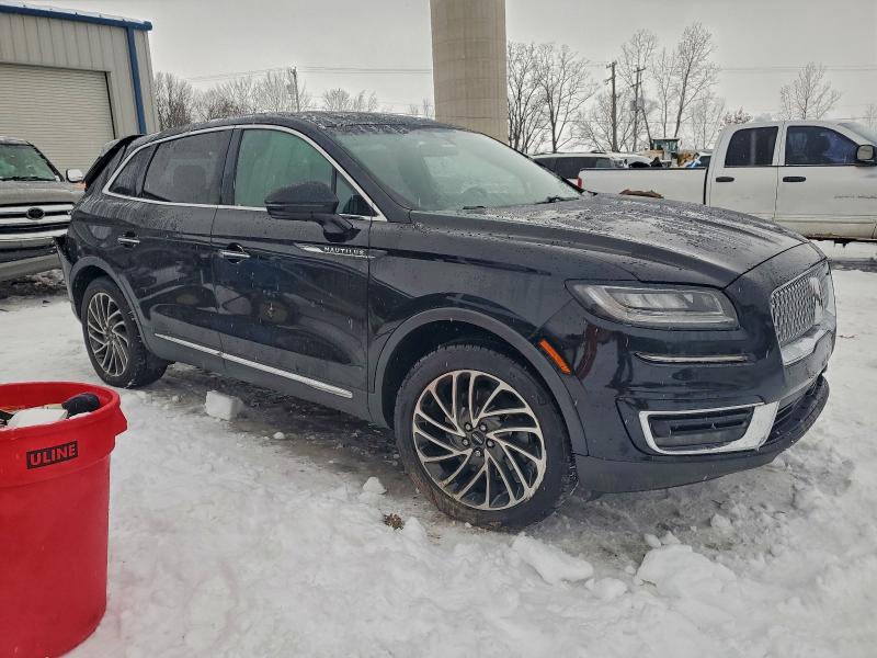 Фото 4 - LINCOLN NAUTILUS