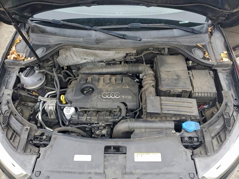 Фото 11 - AUDI Q3