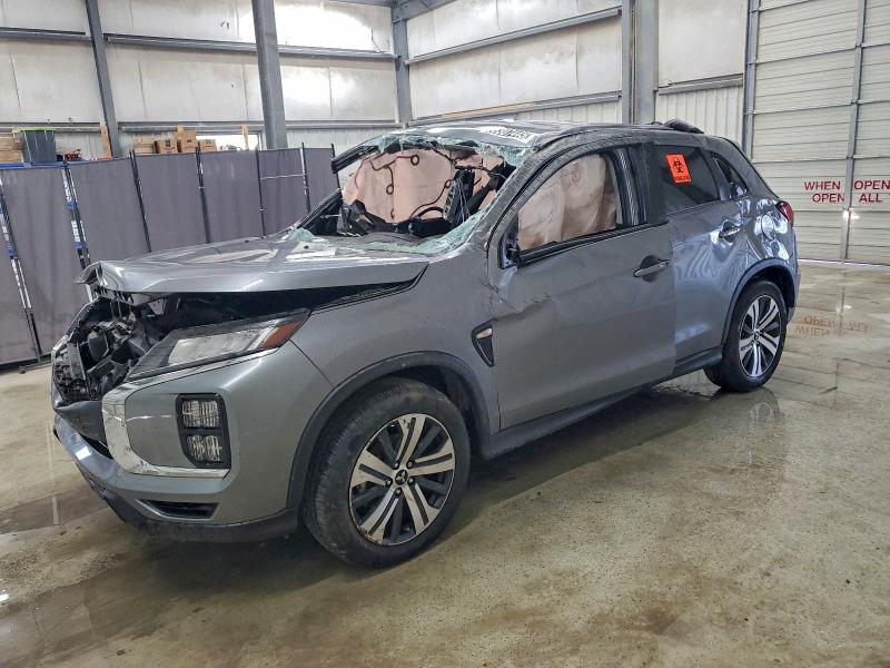 Фото 1 - MITSUBISHI OUTLANDER