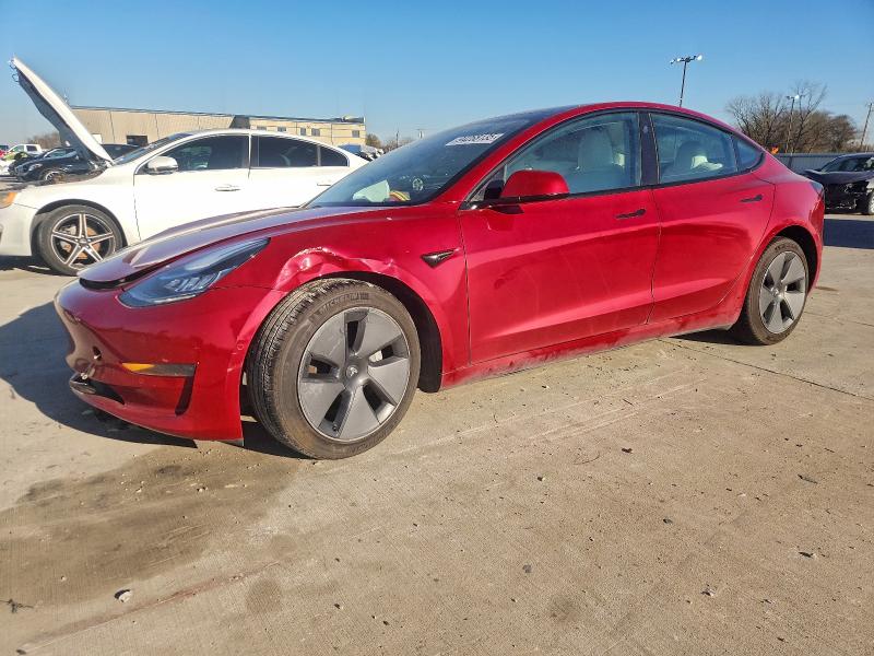 Фото 1 - TESLA MODEL 3