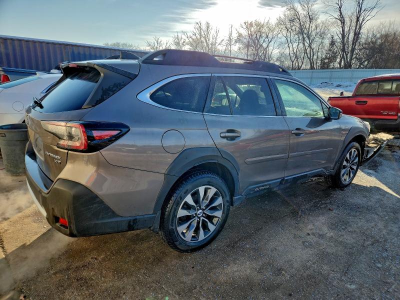 Фото 3 - SUBARU OUTBACK