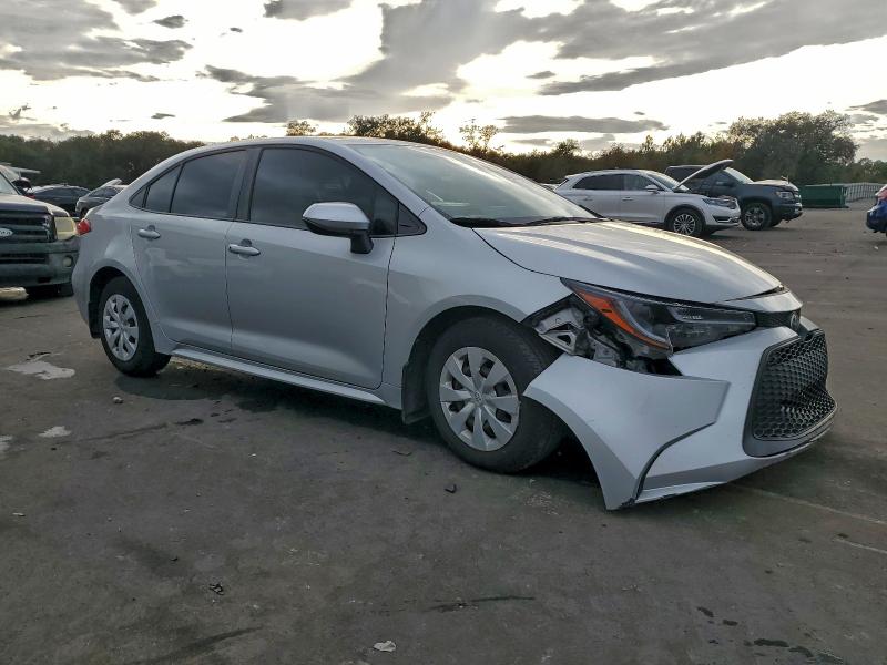 Фото 4 - TOYOTA COROLLA