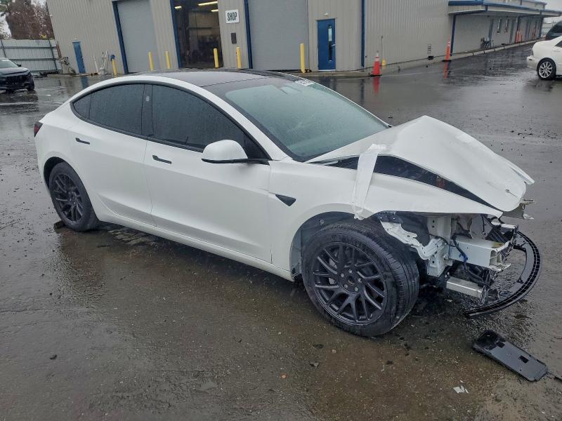 Фото 4 - TESLA MODEL 3