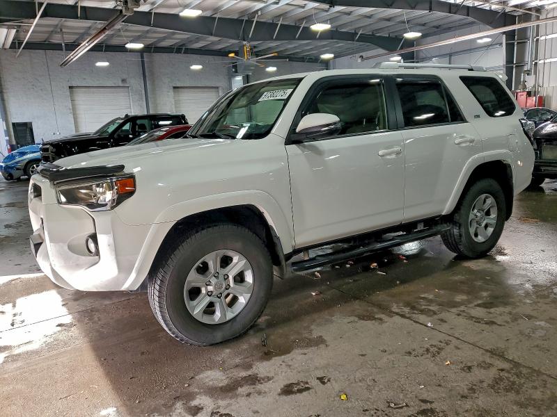 Фото 1 - TOYOTA 4RUNNER