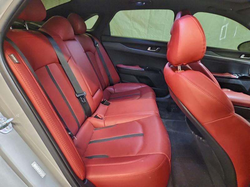 Фото 10 - KIA K5