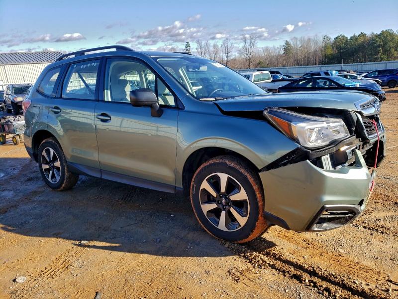 Фото 4 - SUBARU FORESTER