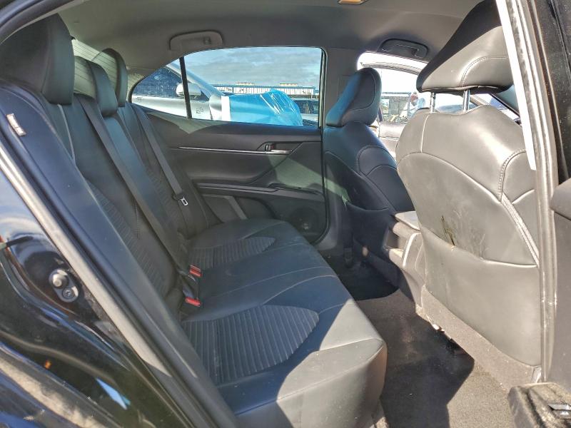 Фото 10 - TOYOTA CAMRY