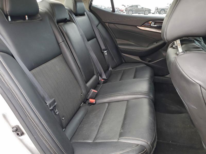 Фото 10 - NISSAN MAXIMA