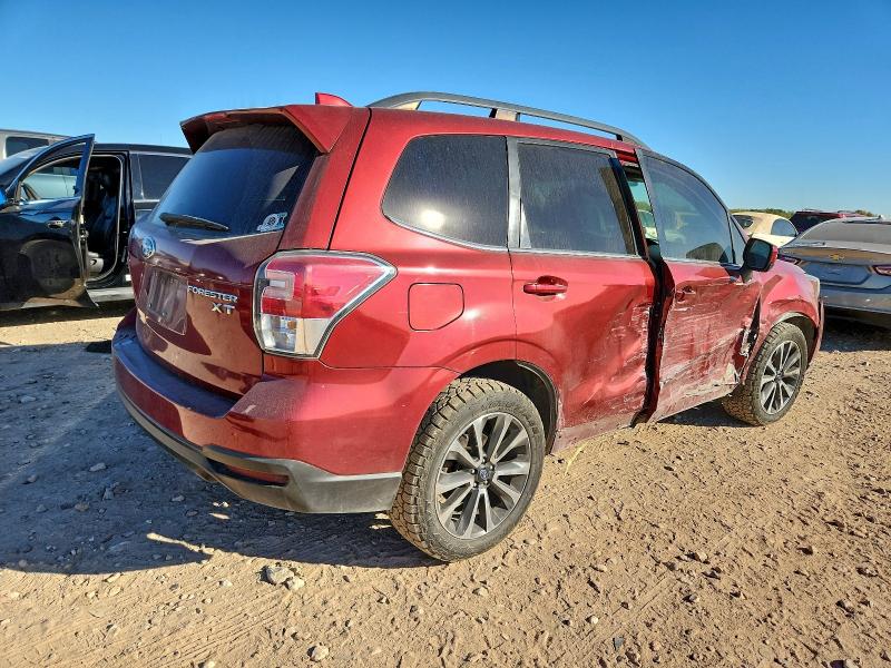 Фото 3 - SUBARU FORESTER