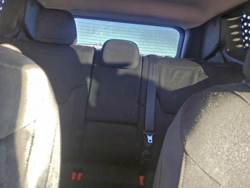 Фото 10 - JEEP RENEGADE