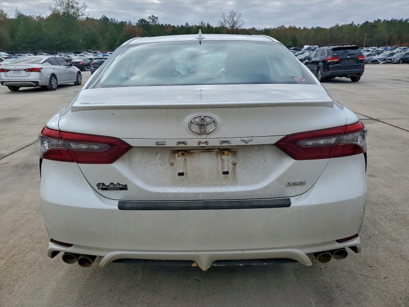 Фото 6 - TOYOTA CAMRY