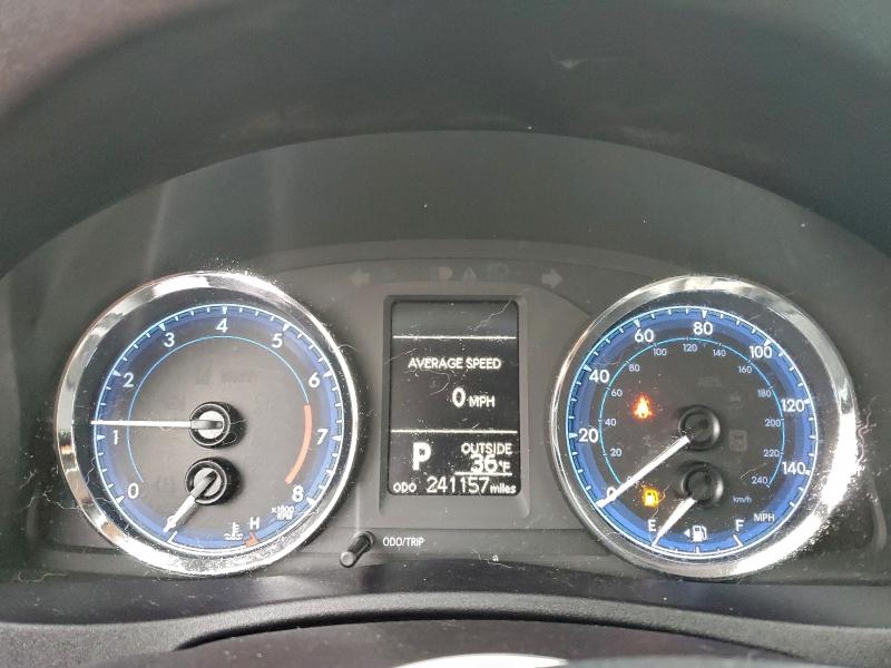 Фото 9 - TOYOTA COROLLA