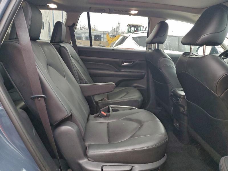 Фото 11 - TOYOTA GRAND HIGH