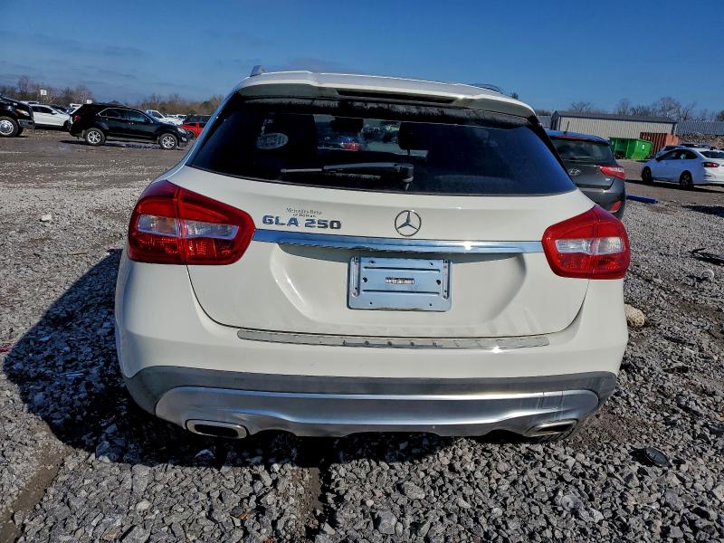 Фото 6 - MERCEDES-BENZ GLA-CLASS