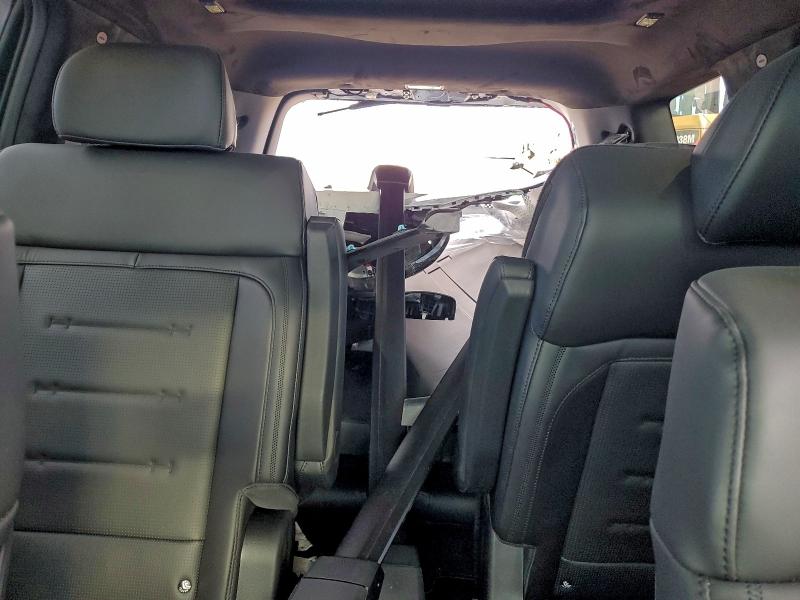 Фото 10 - HYUNDAI SANTA FE