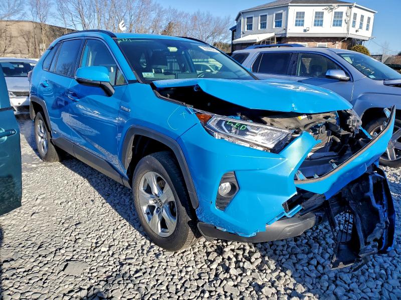 Фото 4 - TOYOTA RAV4