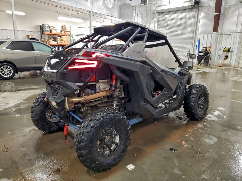 POLARIS RZR 2021