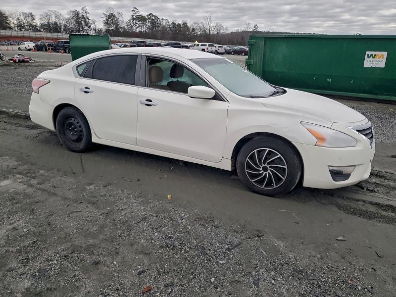 Фото 4 - NISSAN ALTIMA