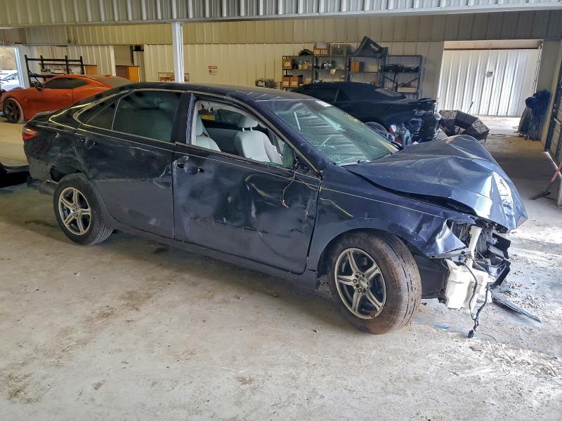 Фото 4 - TOYOTA CAMRY