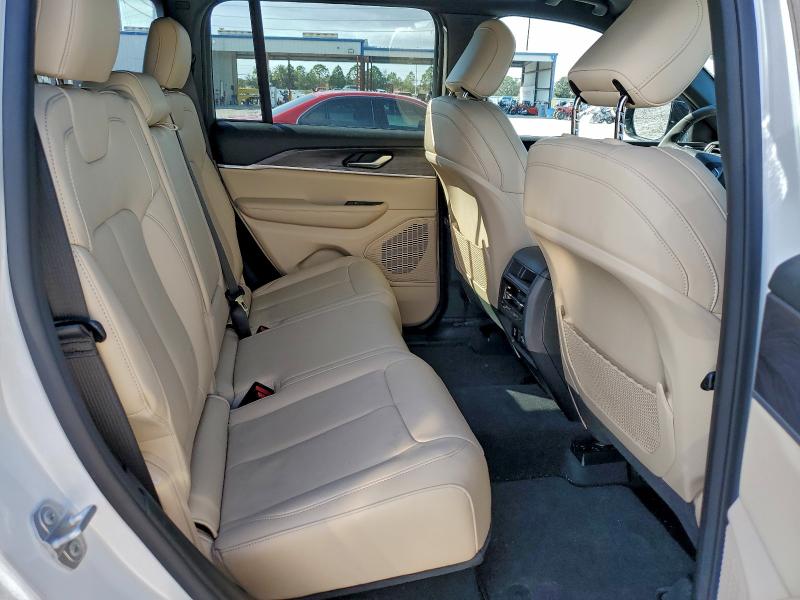 Фото 11 - JEEP GRAND CHER