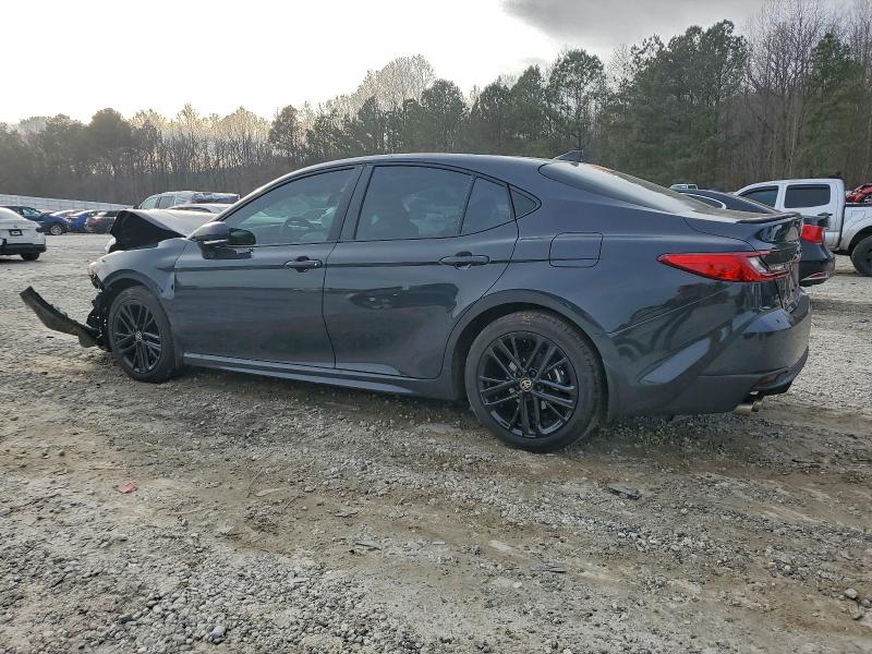 Фото 2 - TOYOTA CAMRY