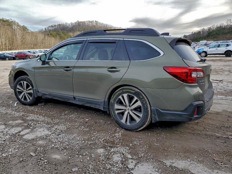 Фото 2 - SUBARU OUTBACK