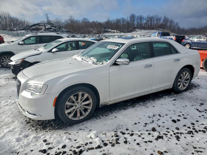 Фото 1 - CHRYSLER 300