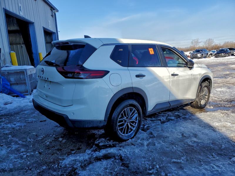 Фото 3 - NISSAN ROGUE