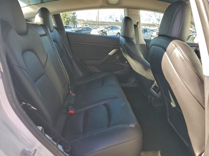 Фото 10 - TESLA MODEL 3