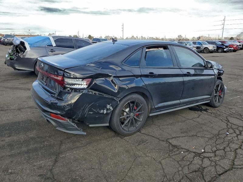 Фото 3 - VOLKSWAGEN JETTA