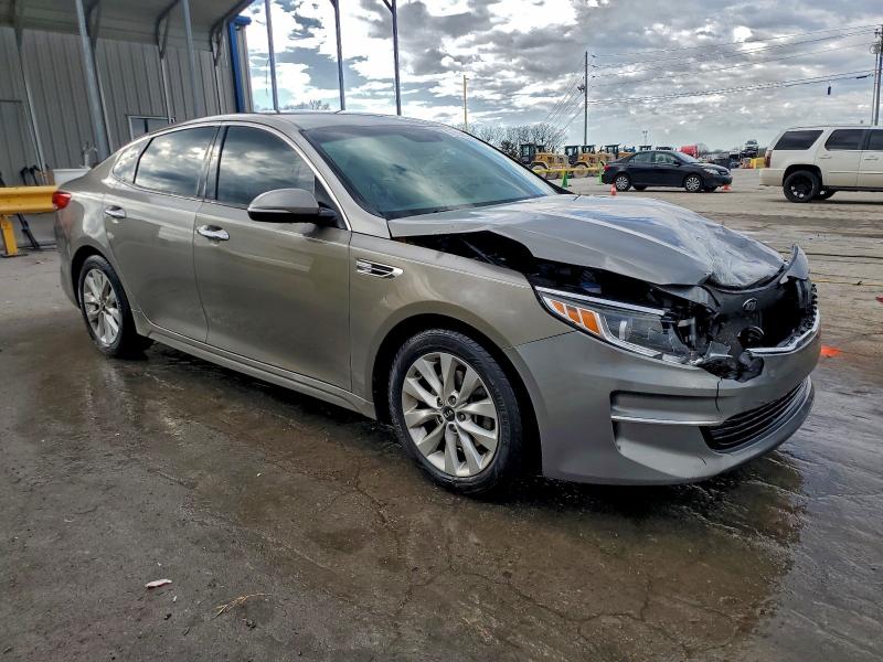 Фото 4 - KIA OPTIMA