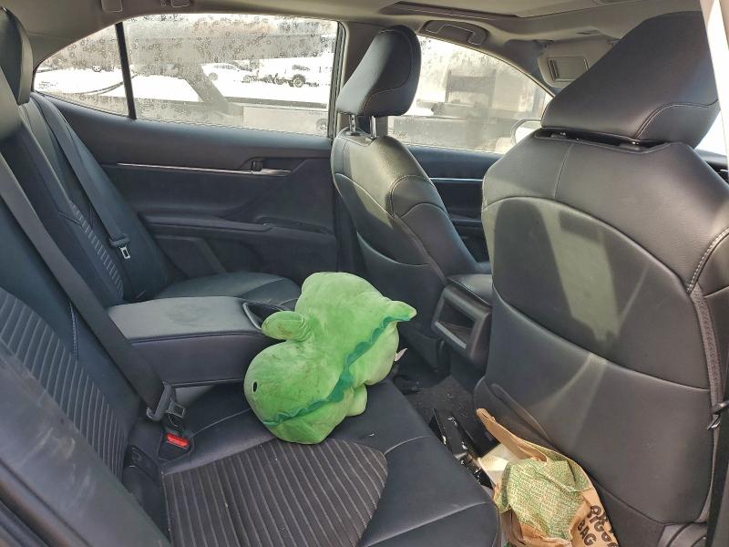 Фото 10 - TOYOTA CAMRY